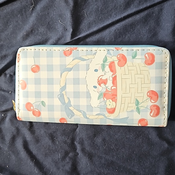Sanrio Cinnamroll cherry wallet New 4x7.5 inch and clip on bag coin purse - Picture 2 of 7